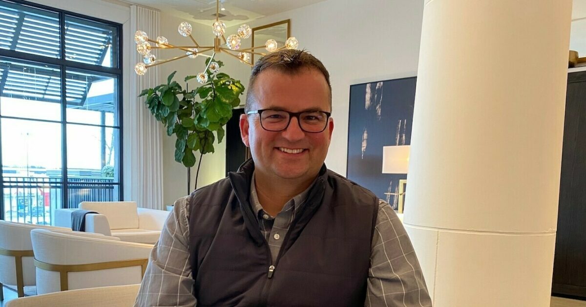 How Staying at One Company Helped This HR Leader Get Ahead 1 How Staying at One Company Helped This HR Leader Get Ahead