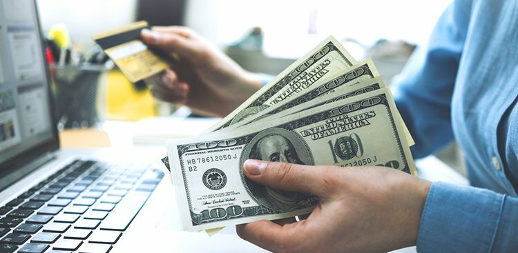 5 Surprisingly Simple Money Moves to Make in Your 20s to Be Rich in Your 40s