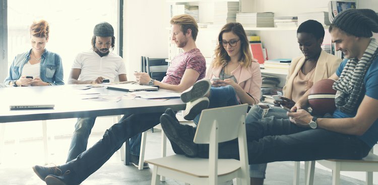 6 Different Ways to Make Yourself Less Dependent on Technology (Without ...