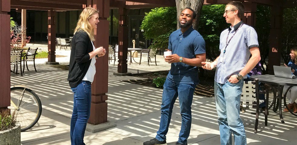 11 Companies That Offer Awesome Internships