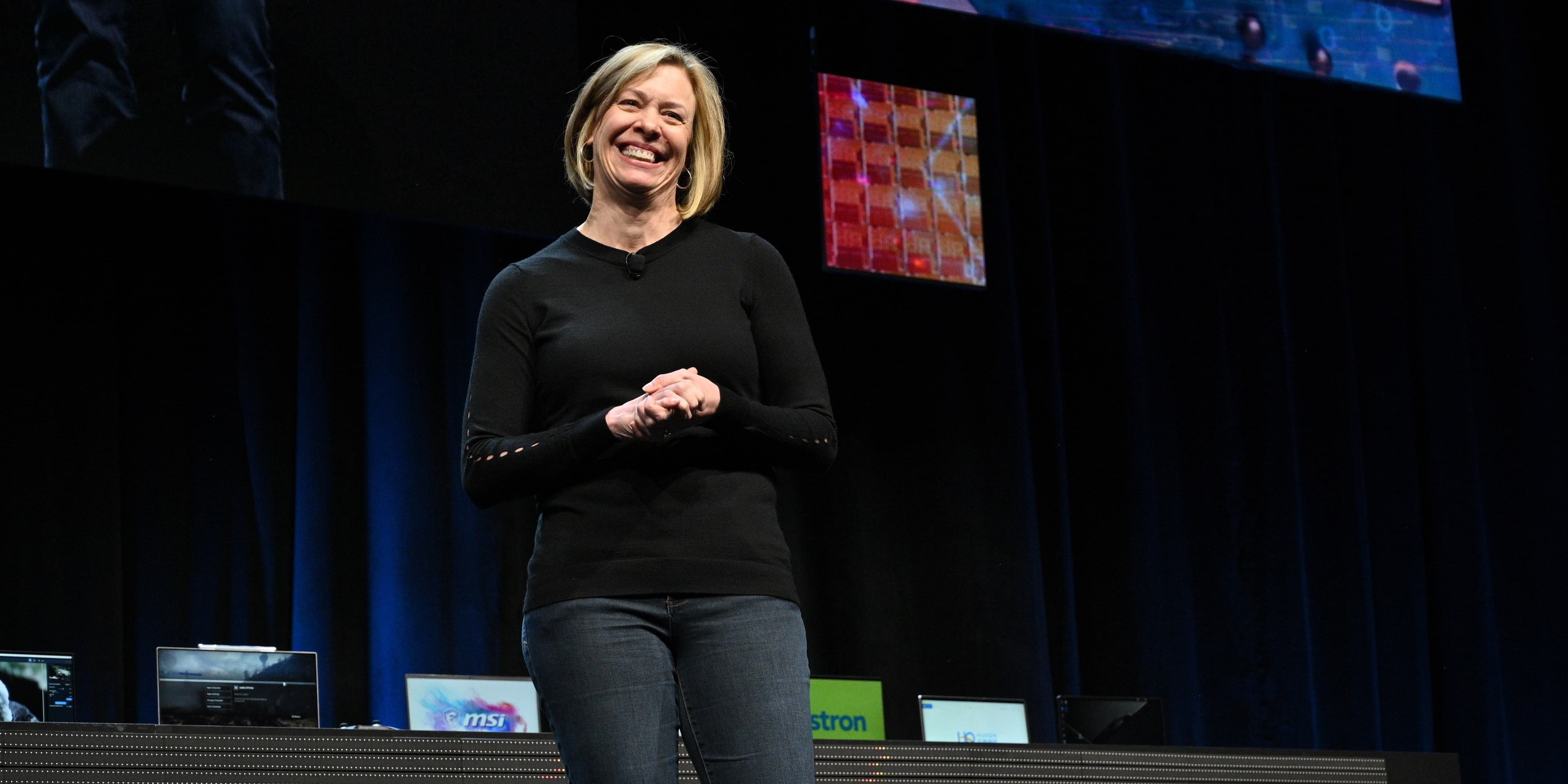 Why Negative Feedback Is Actually a Gift, According to This Woman in Tech Leadership
