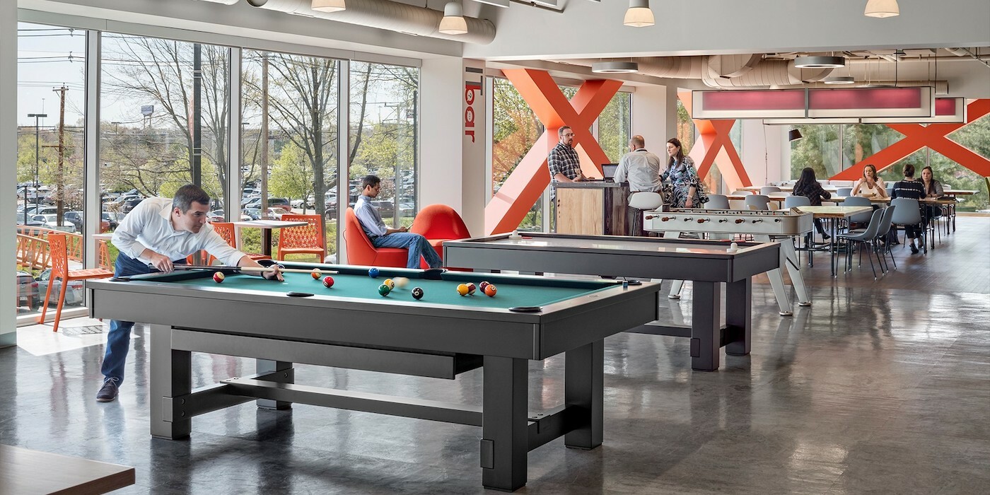 24 Fast-Growing Companies That Just Keep Getting Bigger—and They’re Hiring Now!